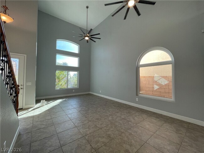 Building Photo - 4049 Bennett Mountain St