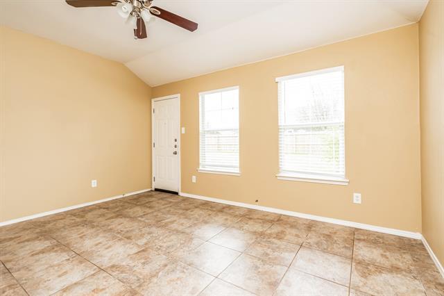 Building Photo - 1611 Emily Ln