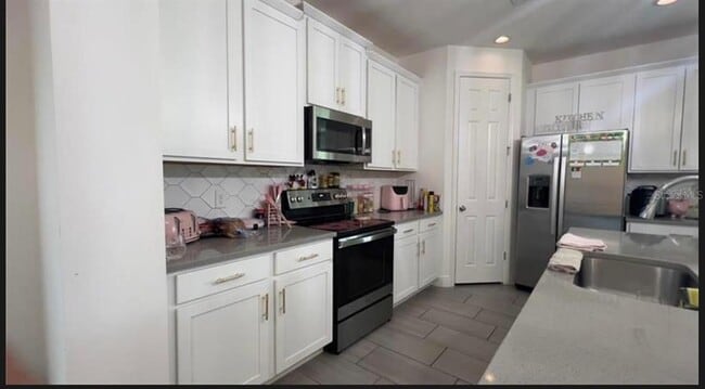 Building Photo - 5058 Down Ct