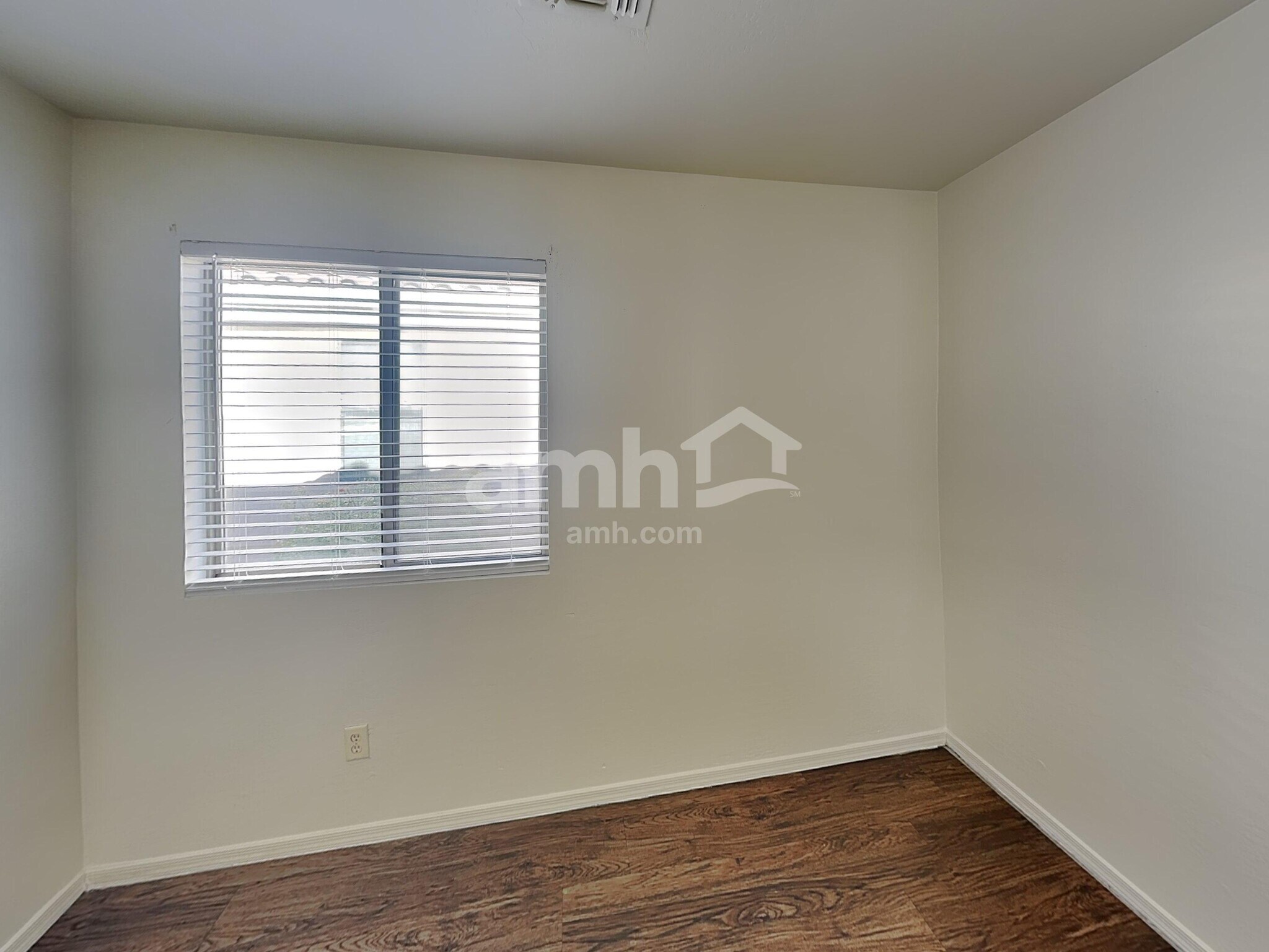 Building Photo - 14908 N 125th Ln