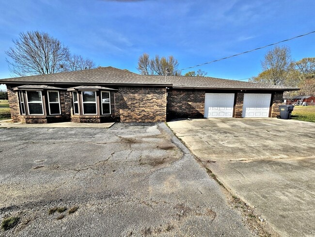 Building Photo - ***Move In Special***HOUSE FOR RENT - PRIC...