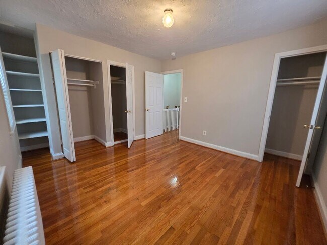 Building Photo - 3311 Clay Pl NE