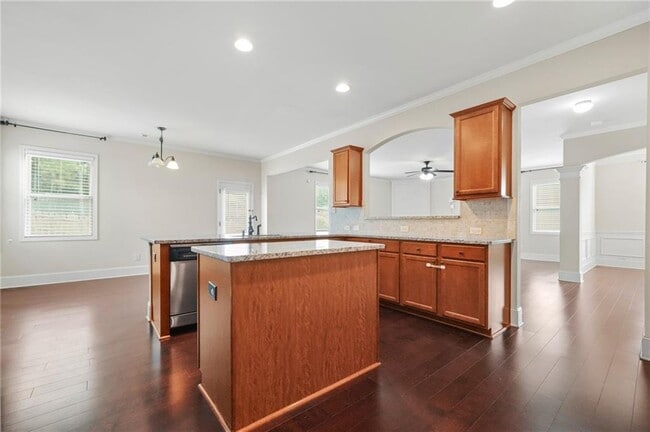 Building Photo - 1365 Delo Ln