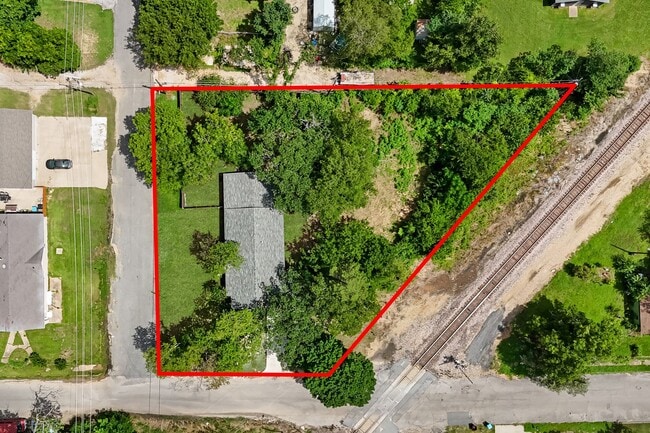 Building Photo - Charming Renovated Home for Lease in Denison!