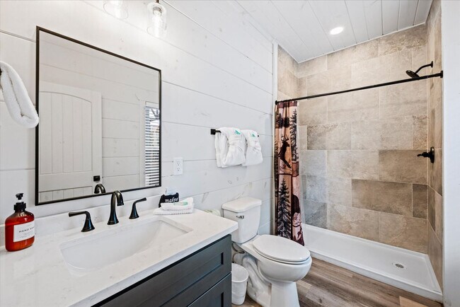 Building Photo - 532 Warbonnet Wy