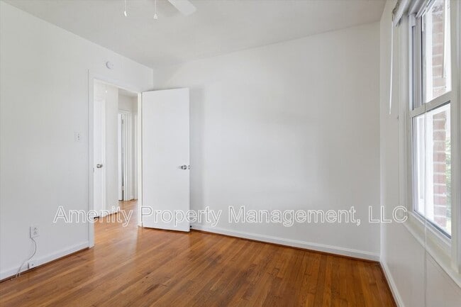 Building Photo - 21 Mansford Dr