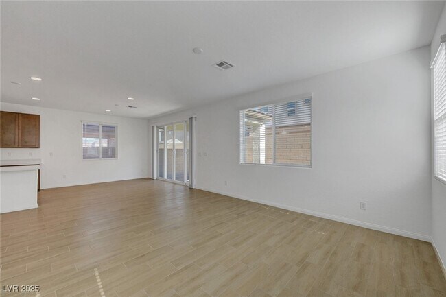 Building Photo - 9885 Angel Valley Dr