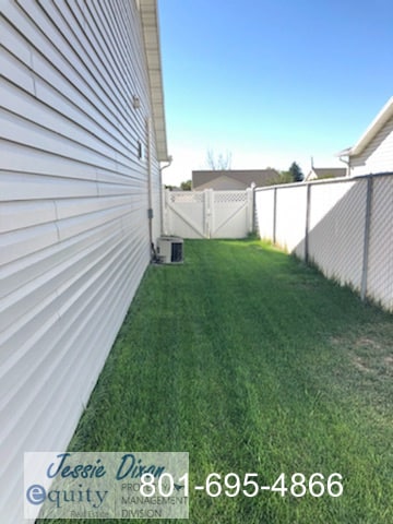 Building Photo - 1322 N Monroe Blvd