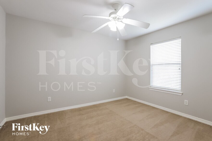 Building Photo - 10019 Sweet Nectar Ln