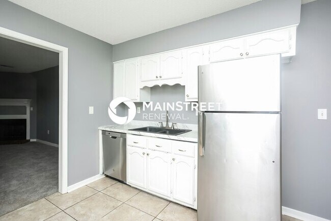 Building Photo - 4 Bedroom Pet-Friendly Home in Horn Lake, MS with Main Street Renewal