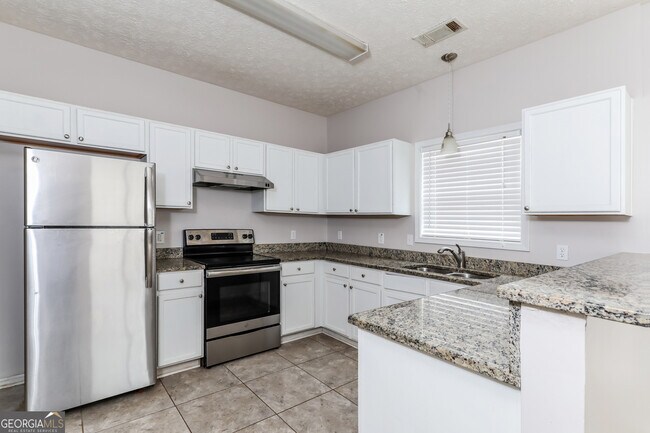 Building Photo - 8930 Capri St