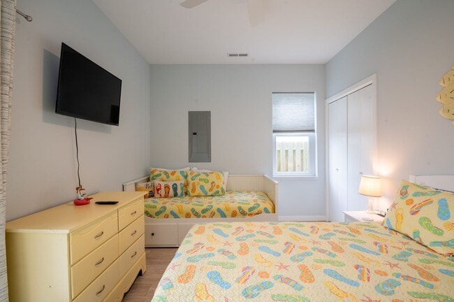 Building Photo - OFF-SEASON RENTAL OFFERING A TRANQUIL ESCAPE