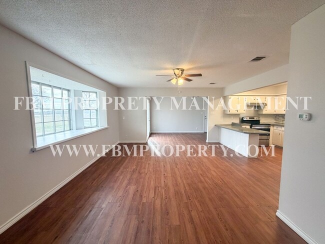 Building Photo - 107 Berrys Chapel Rd