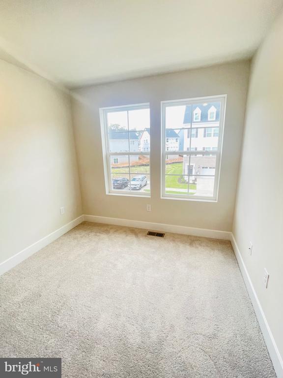 Building Photo - 2280 Marcy Dr