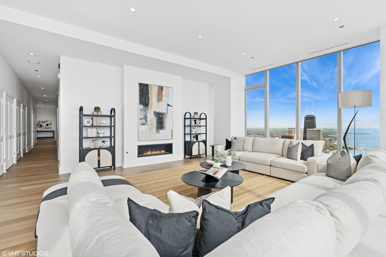 Building Photo - 363 E Wacker Dr