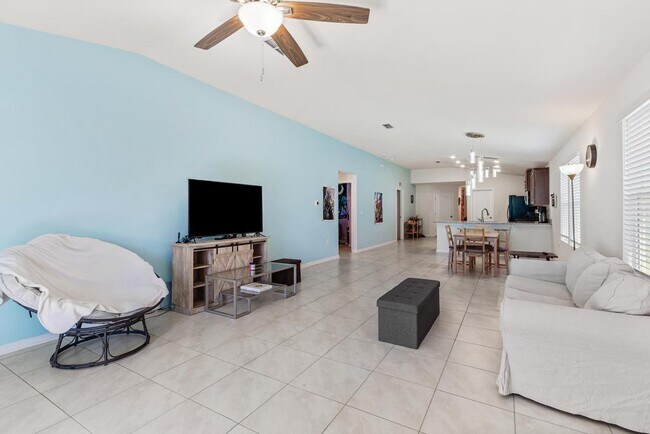 Building Photo - 86186 Mainline Rd