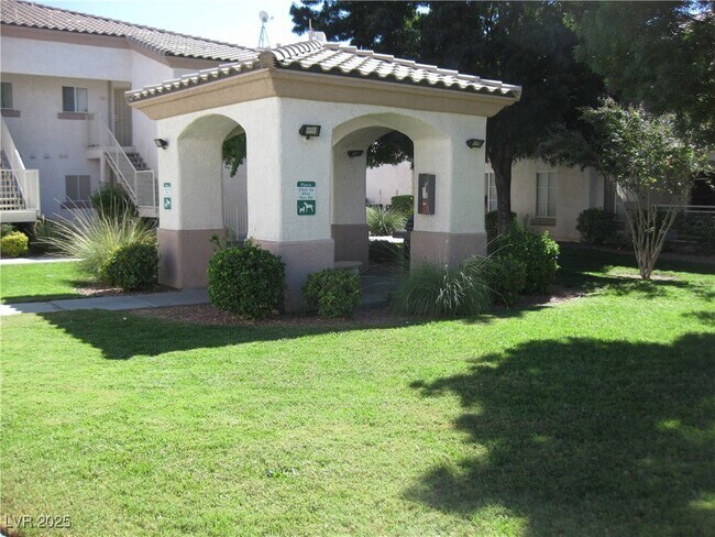 Building Photo - 4555 E Sahara Ave