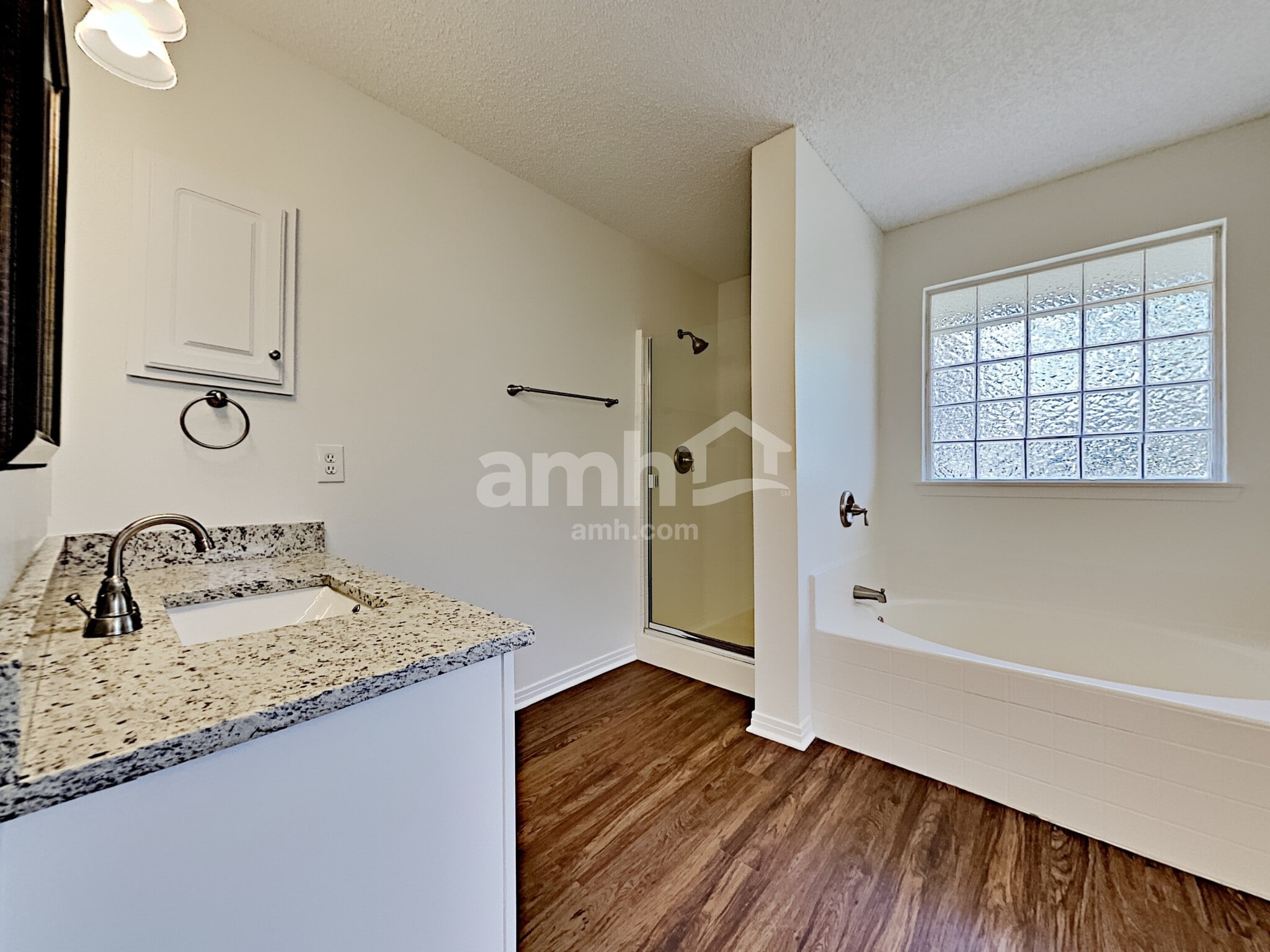 Building Photo - 5359 Vivera Ln