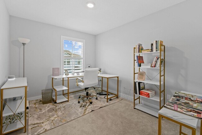 Building Photo - 245 Preserve Trl N