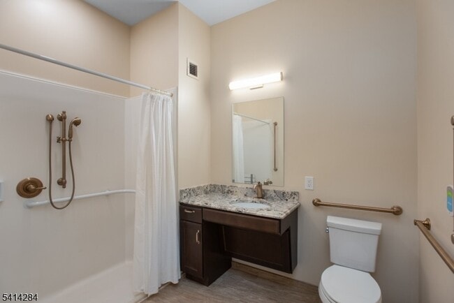 Building Photo - 41 Springfield Ave