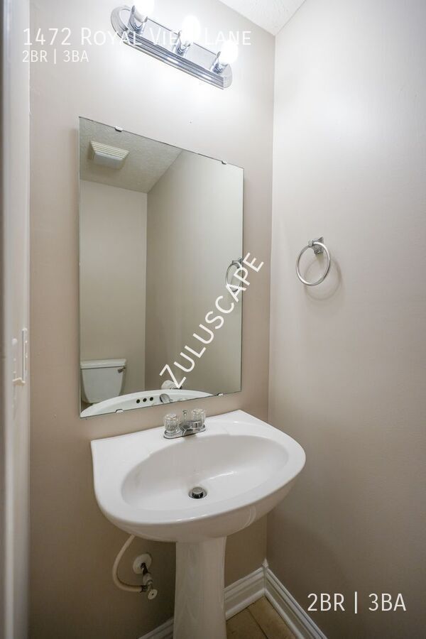 Building Photo - 1472 Royal View Ln