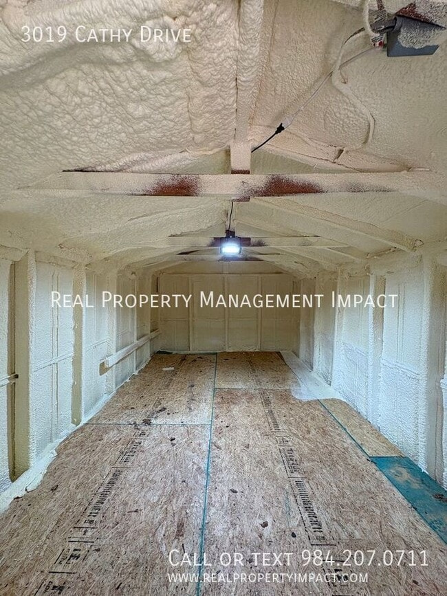 Building Photo - 3019 Cathy Dr
