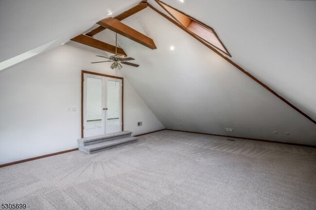 Building Photo - 34 Willow Brook Ln