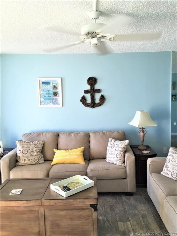 Building Photo - 9900 S Ocean Dr