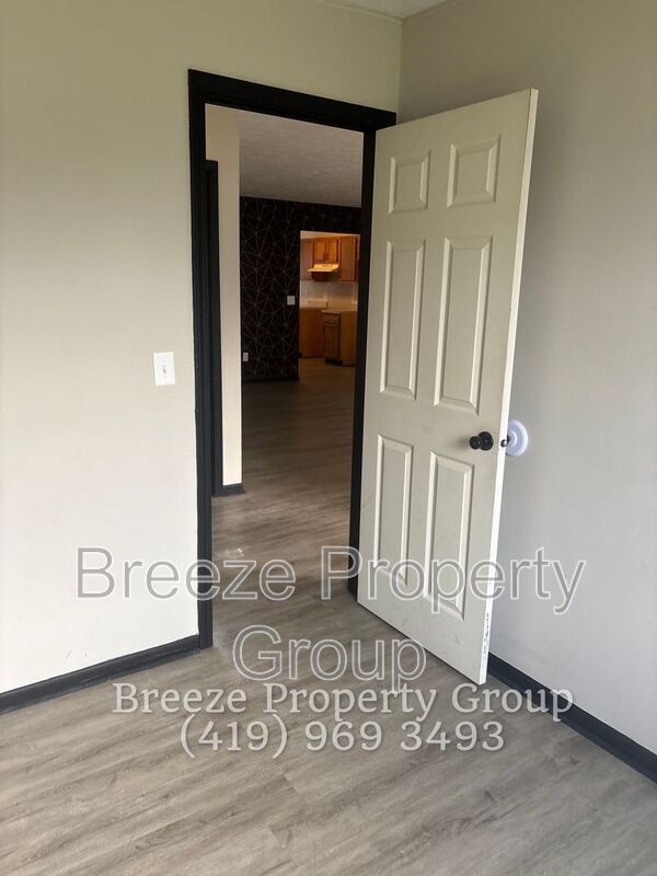 Building Photo - 2983 Megan Cir