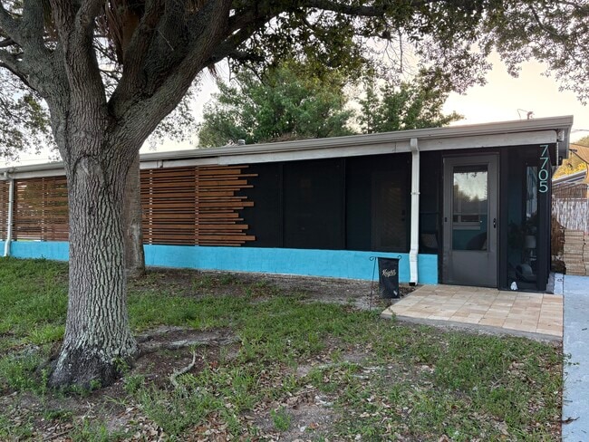 Building Photo - 7705 Poinsetta Ave