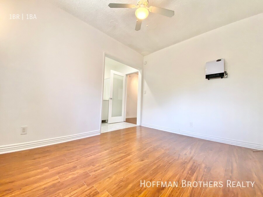 Building Photo - 1313 N June St