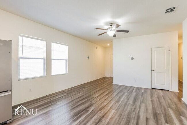 Building Photo - 5111 Firefly Hls