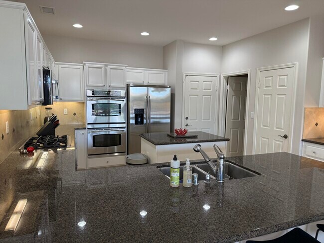 Building Photo - 81165 Desert Sage Ct