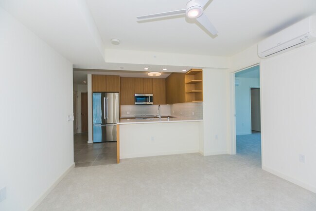 Building Photo - 1388 Kapiolani Blvd