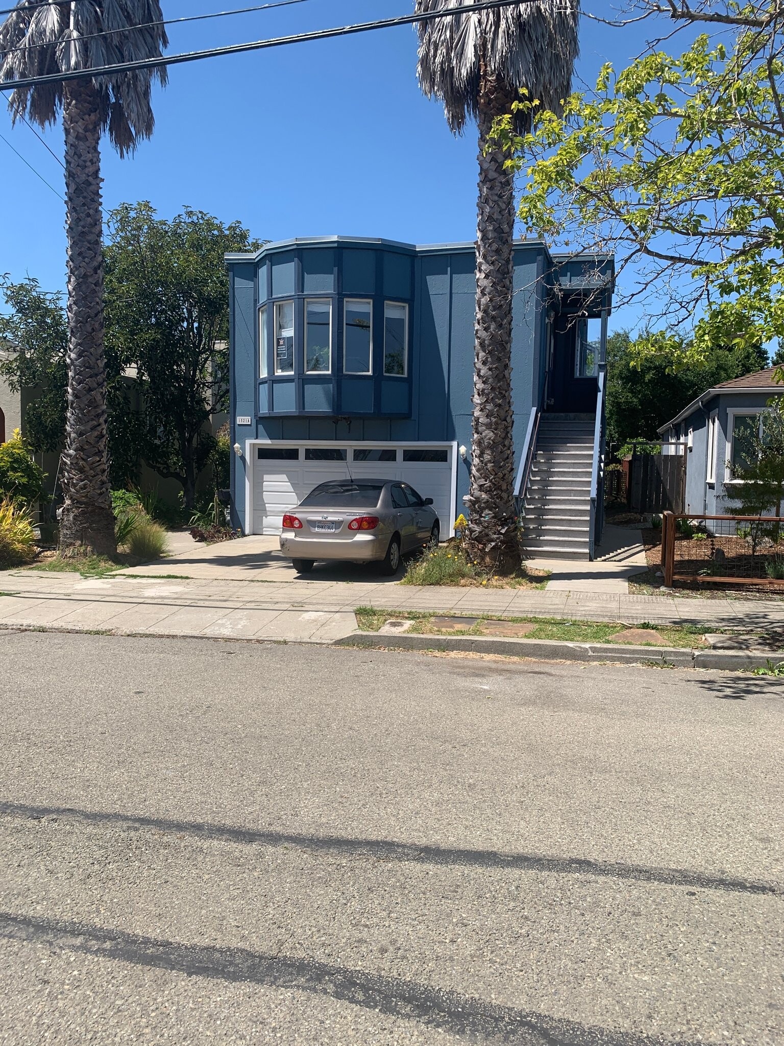 Building Photo - 1521 Blake St
