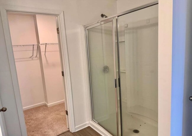 Building Photo - 1106 Lossie Ln