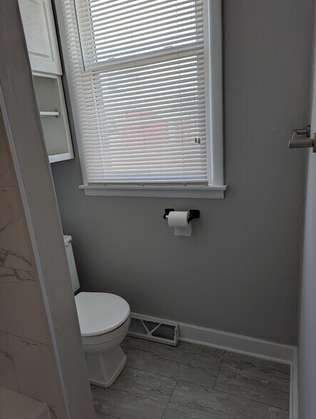 Bathroom - 1506 E 10th St