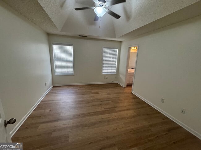 Building Photo - 503 Hunterian Pl