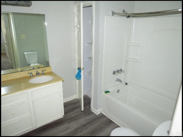 Building Photo - 1813 Sanford Dr