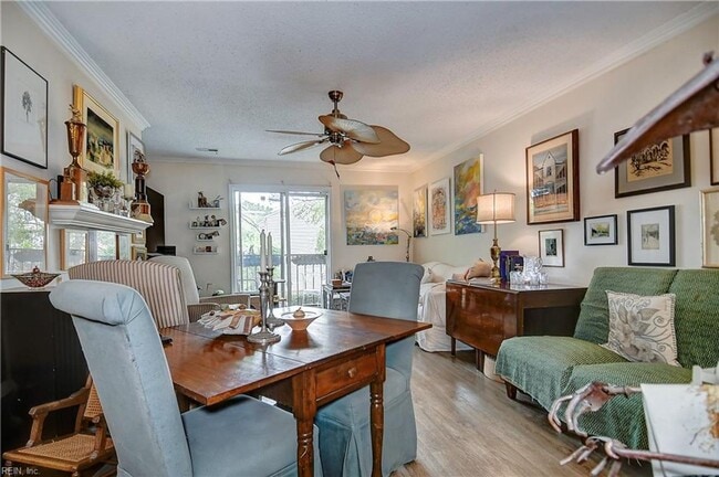 Building Photo - Ghent on the Square