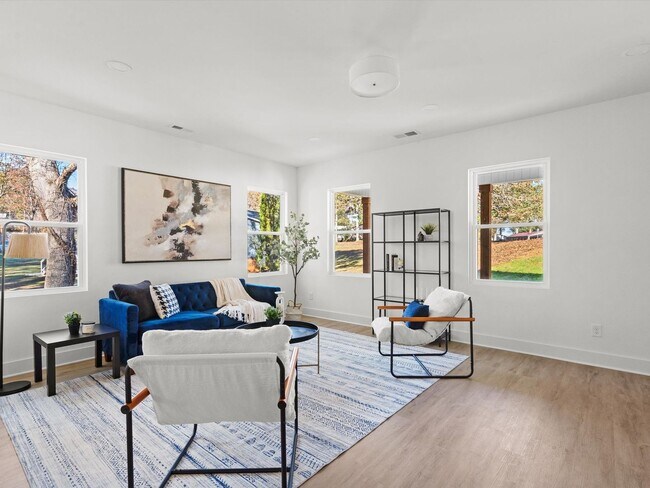 Building Photo - New Construction 3 Bed 2.5 Bath House in Hickory, NC