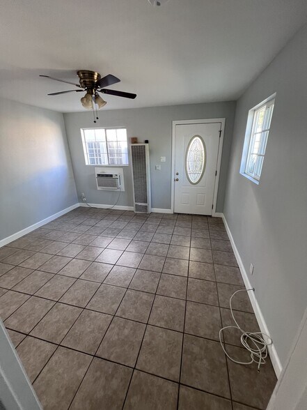 Building Photo - 14951 Cerritos Ave