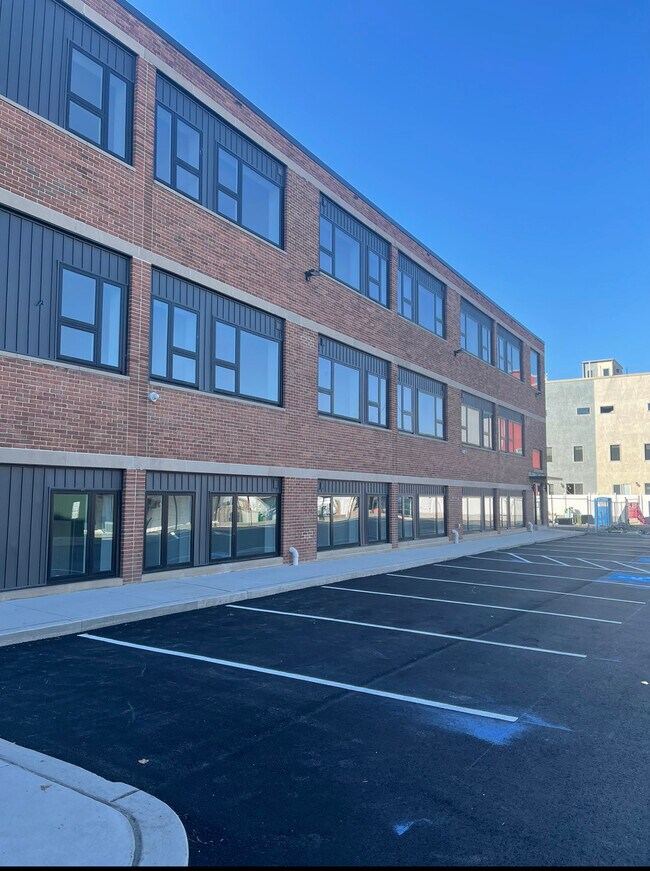 Building Photo - 1843 Hartranft St