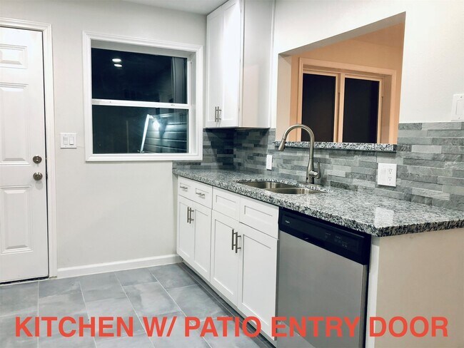 Building Photo - 2531 Watts St