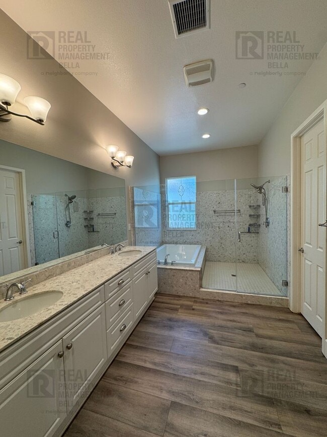 Building Photo - Beautiful Winchester Home with Open Floor Plan, Office & Solar