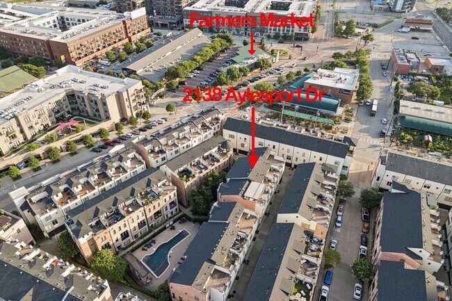 Building Photo - 2138 Aylesport Dr