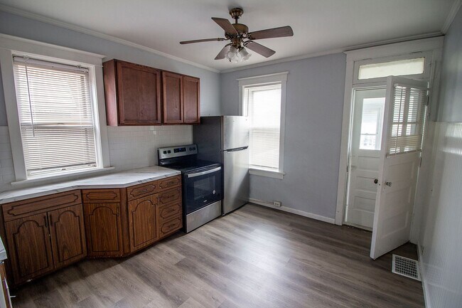 Building Photo - 5835 Goener Ave