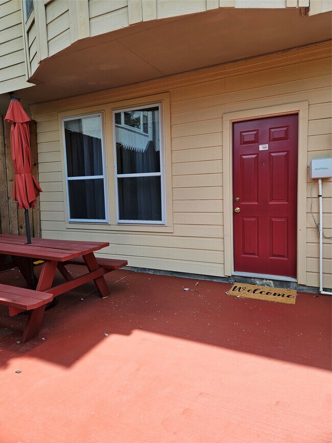 Building Photo - 4110 Woodhead St