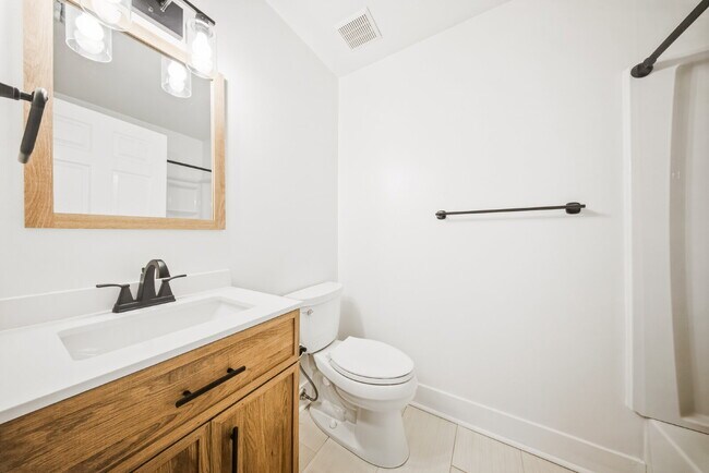 Building Photo - Beautifully Renovated 3BR/2BA Home with Fireplace, Fenced Yard & Garage in Timber Lake!