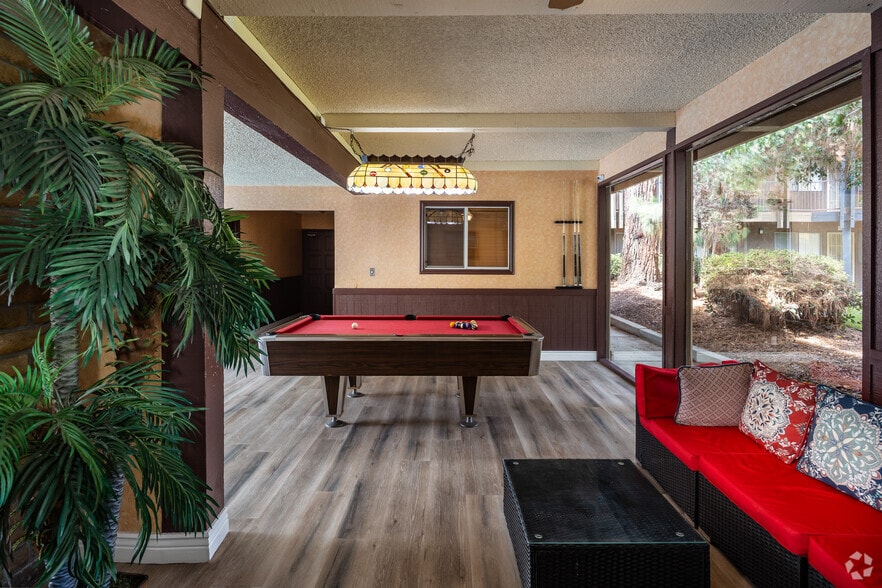 Rec Room/Gym - Harbor Verde Apartments